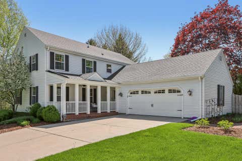 Photo of W75N729 Tower Ave, Cedarburg, WI 53012 (MLS # 1873526)