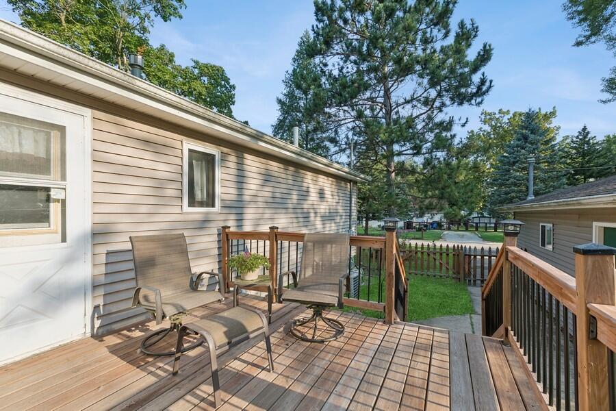 Bloomfield, Wisconsin 53128, United States, 3 Bedrooms Bedrooms, ,1 BathroomBathrooms,Residential,Active,46691