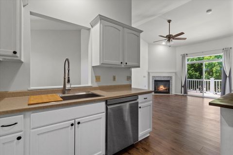 Photo of 844 Ashley Ave, Port Washington, WI 53074 (MLS # 1877800)