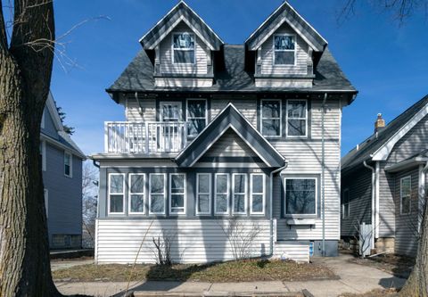 Photo of 3810 W Park Hill Ave, Milwaukee, WI 53208 (MLS # 1865575)