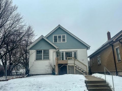 Photo of 3426 N 1st St, Milwaukee, WI 53212 (MLS # 1862936)