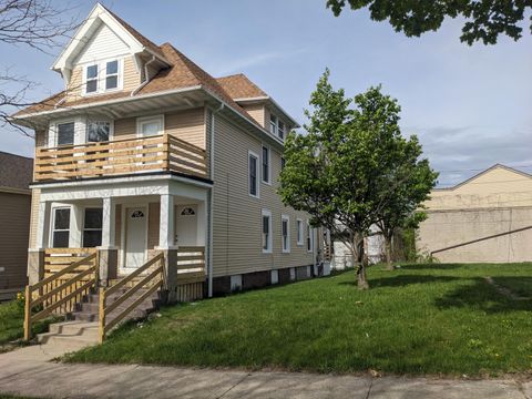 Photo of 2731 N Richards St, Milwaukee, WI 53212 (MLS # 1873740)
