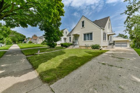 3750 S 21st St, Milwaukee, WI 53221 - #: 1883350