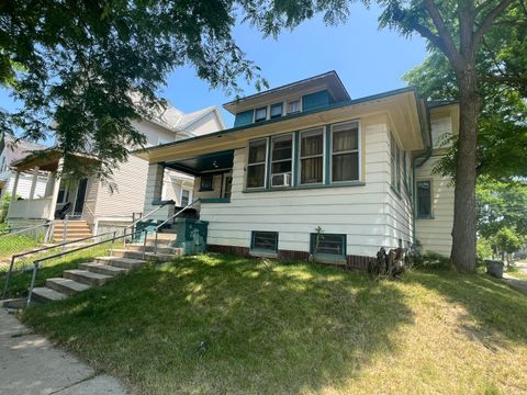 Photo of 3002 N Buffum St, Milwaukee, WI 53212 (MLS # 1839413)