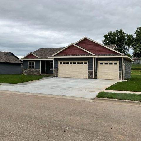 1005 Valley View Dr, Holmen, WI 54636 - #: 1878432