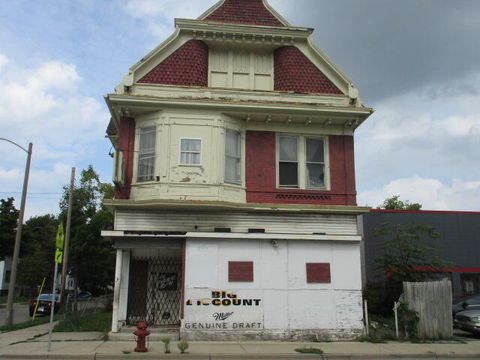 Photo of 830 W Center St, Milwaukee, WI 53206 (MLS # 1877259)