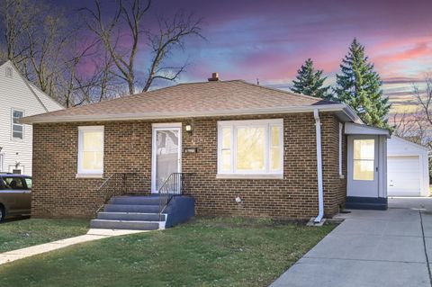 Photo of 236 N 61st St, Milwaukee, WI 53213 (MLS # 1867634)