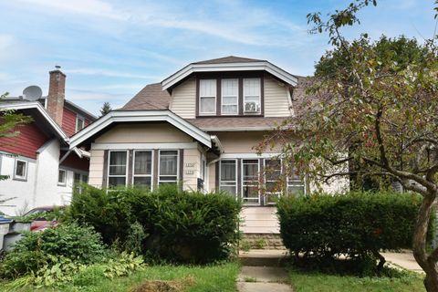 Photo of 1250 N 46th St, Milwaukee, WI 53208 (MLS # 1890277)