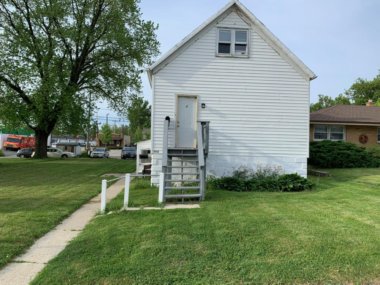 Photo 1 of 2 — 1713 Maple St, South Milwaukee, WI 53172