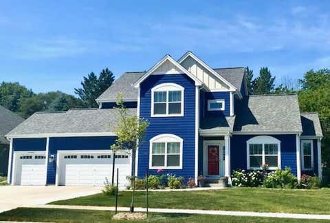 Photo of N47W7980 Parkland Rd, Cedarburg, WI 53012 (MLS # 1873521)