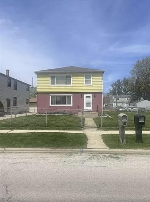 Photo of 622 Columbia Ave, South Milwaukee, WI 53172 (MLS # 1863551)