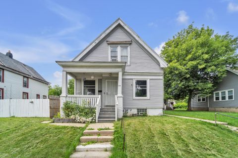 2749 N 23rd St, Milwaukee, WI 53206 - #: 1883403