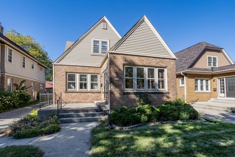 2609 N 61st St, Milwaukee, WI 53213 - #: 1894474