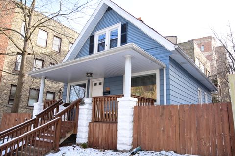 Photo of 1121 E Pleasant St, Milwaukee, WI 53202 (MLS # 1858829)