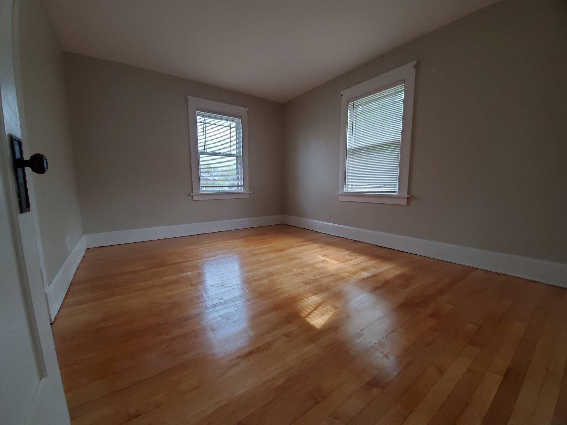 Racine, Wisconsin 53403, United States, 4 Bedrooms Bedrooms, ,1 BathroomBathrooms,Residential,Active,35186