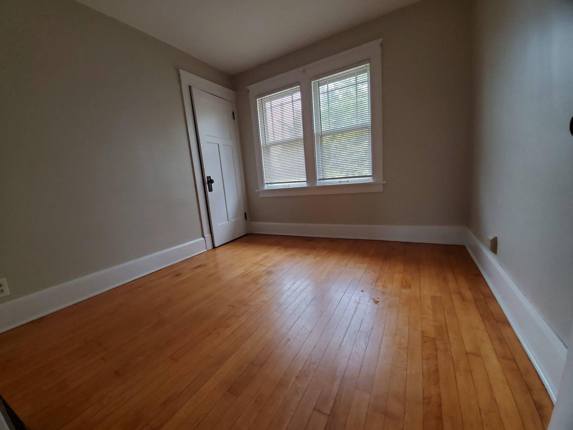 Racine, Wisconsin 53403, United States, 4 Bedrooms Bedrooms, ,1 BathroomBathrooms,Residential,Active,35186