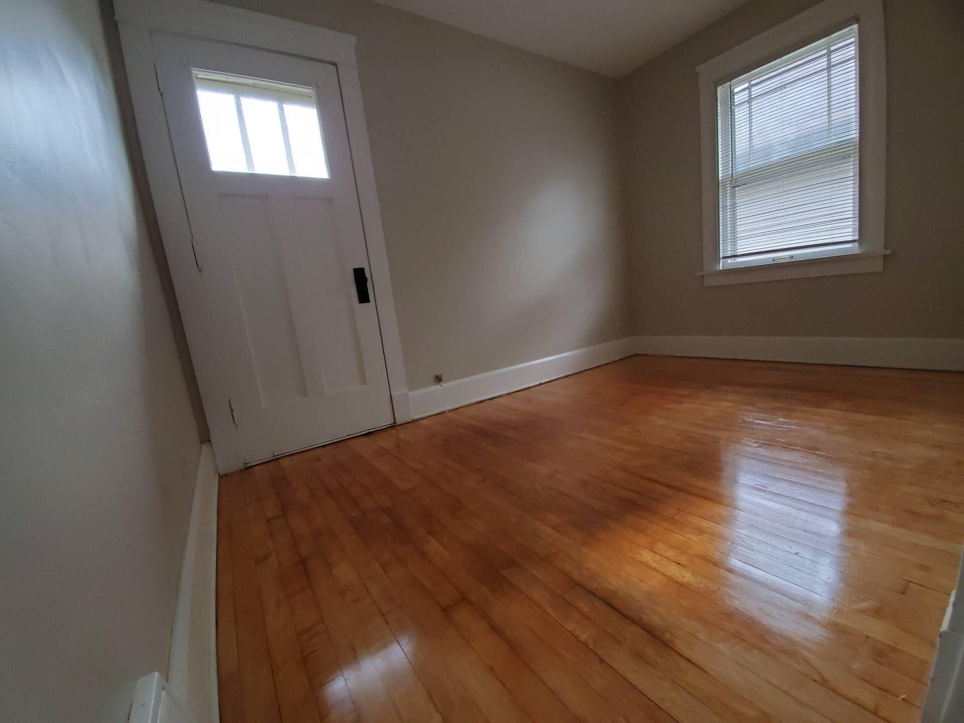 Racine, Wisconsin 53403, United States, 4 Bedrooms Bedrooms, ,1 BathroomBathrooms,Residential,Active,35186