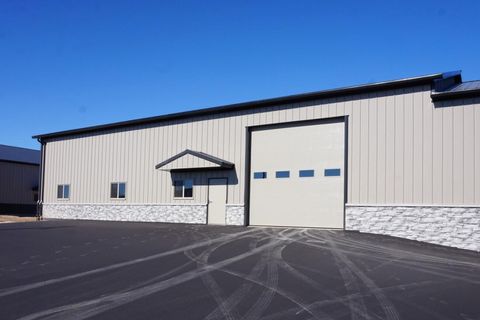 Photo of 744 Maritime Dr, Port Washington, WI 53074 (MLS # 1864870)