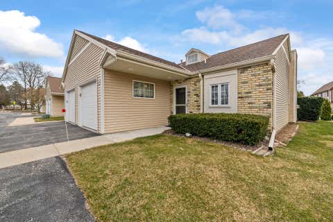 Photo of W68N913 Washington Ave, Cedarburg, WI 53012 (MLS # 1886067)