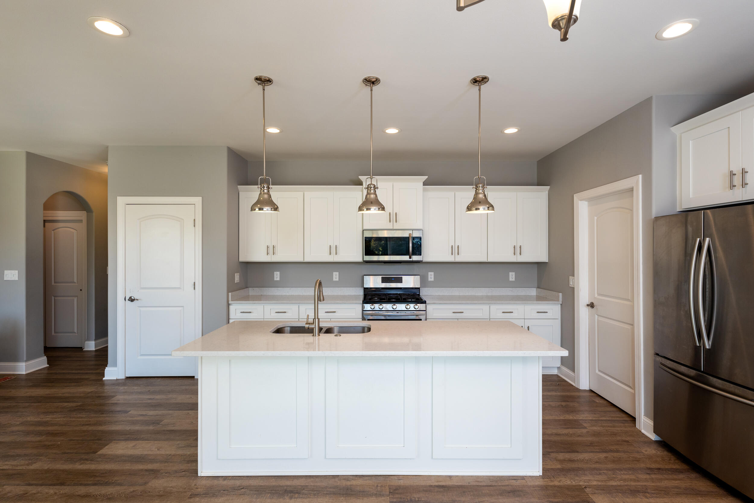 Oak Creek, Wisconsin 53154, United States, 4 Bedrooms Bedrooms, ,3 BathroomsBathrooms,Residential,Active,38095