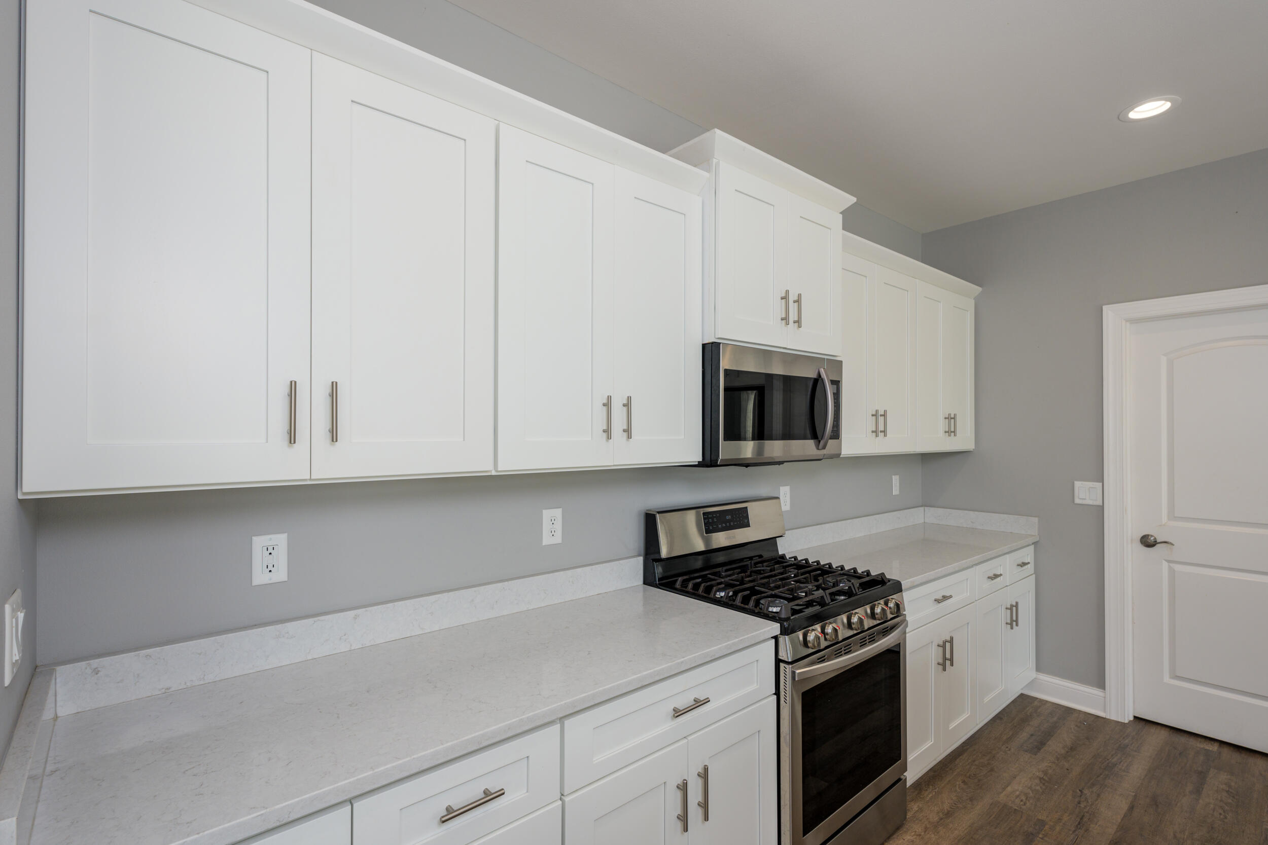 Oak Creek, Wisconsin 53154, United States, 4 Bedrooms Bedrooms, ,3 BathroomsBathrooms,Residential,Active,38095