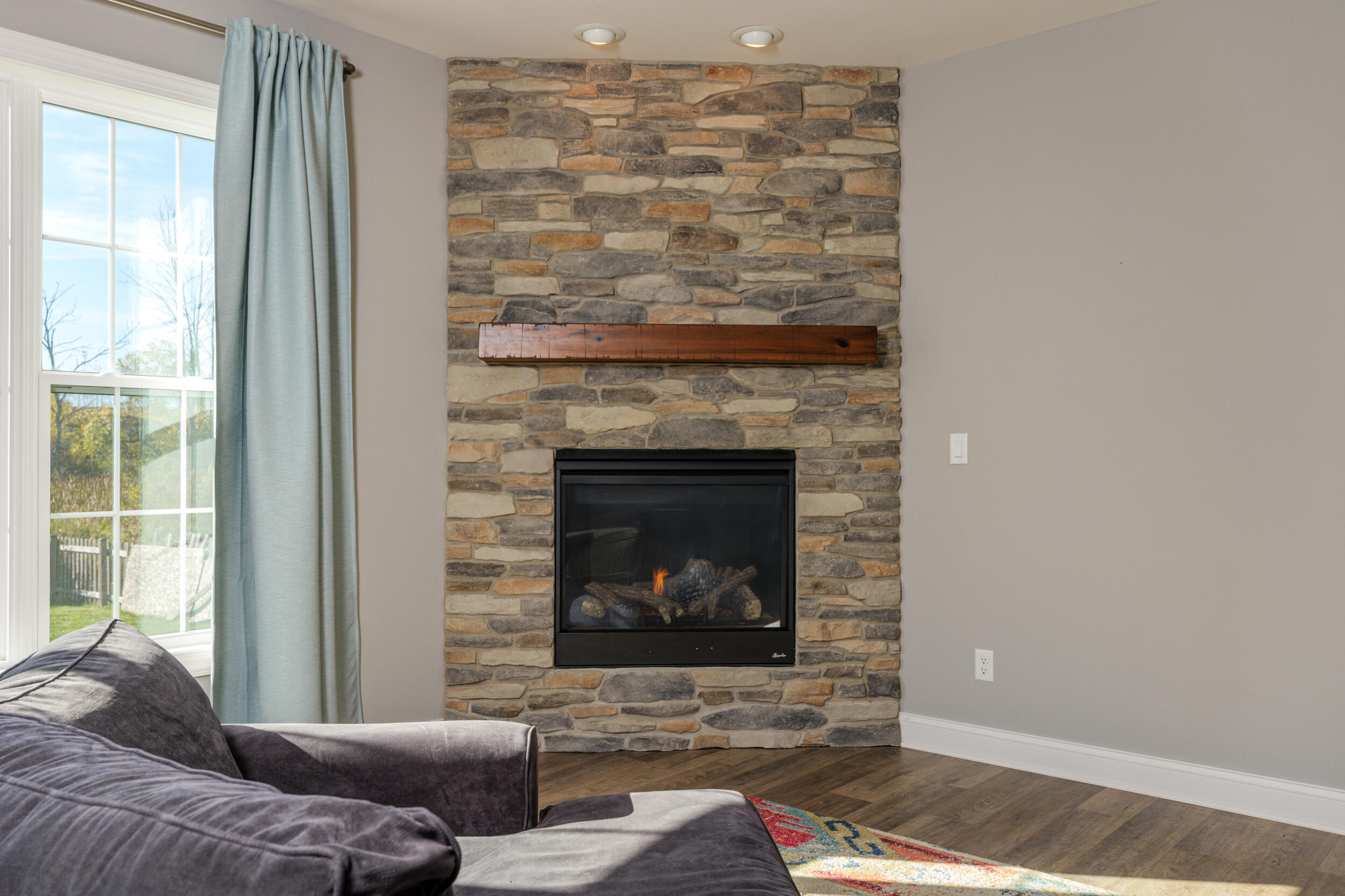 Oak Creek, Wisconsin 53154, United States, 4 Bedrooms Bedrooms, ,3 BathroomsBathrooms,Residential,Active,38095