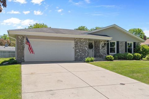 Photo of 1361 Elm Ct, Port Washington, WI 53074 (MLS # 1877671)