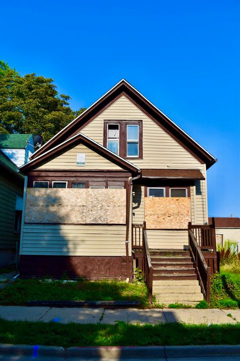 Photo of 3069 N 6th St, Milwaukee, WI 53212 (MLS # 1844686)