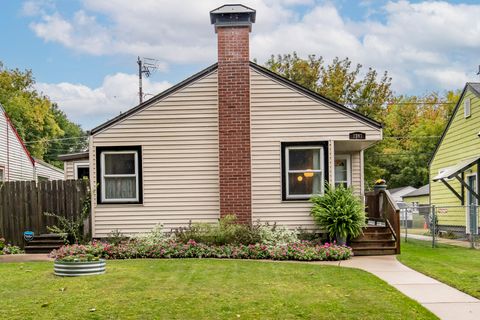 3347 S Adams Ave, Milwaukee, WI 53207 - #: 1894300