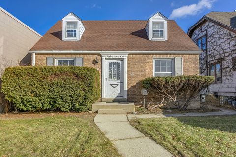 Photo of 218 N 76th St, Milwaukee, WI 53213 (MLS # 1864409)