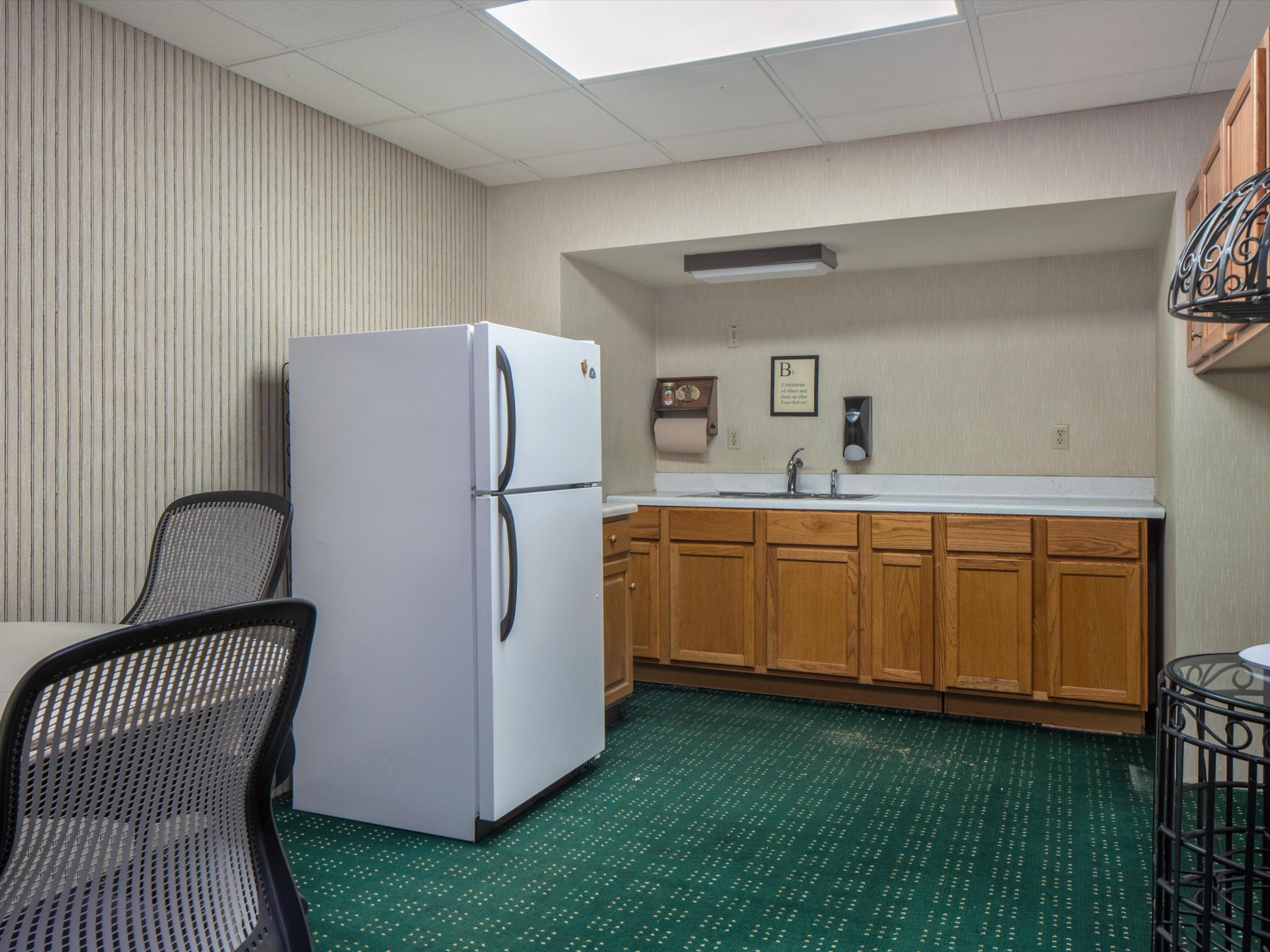 Manitowoc, Wisconsin 54220, United States, ,Residential,Active,52862