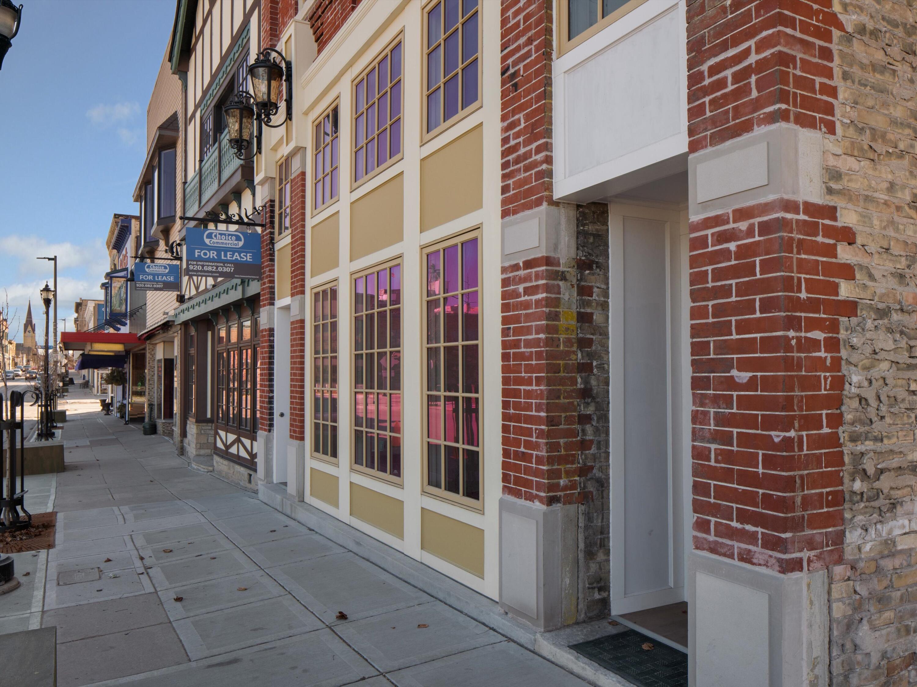 Manitowoc, Wisconsin 54220, United States, ,Residential,Active,52862