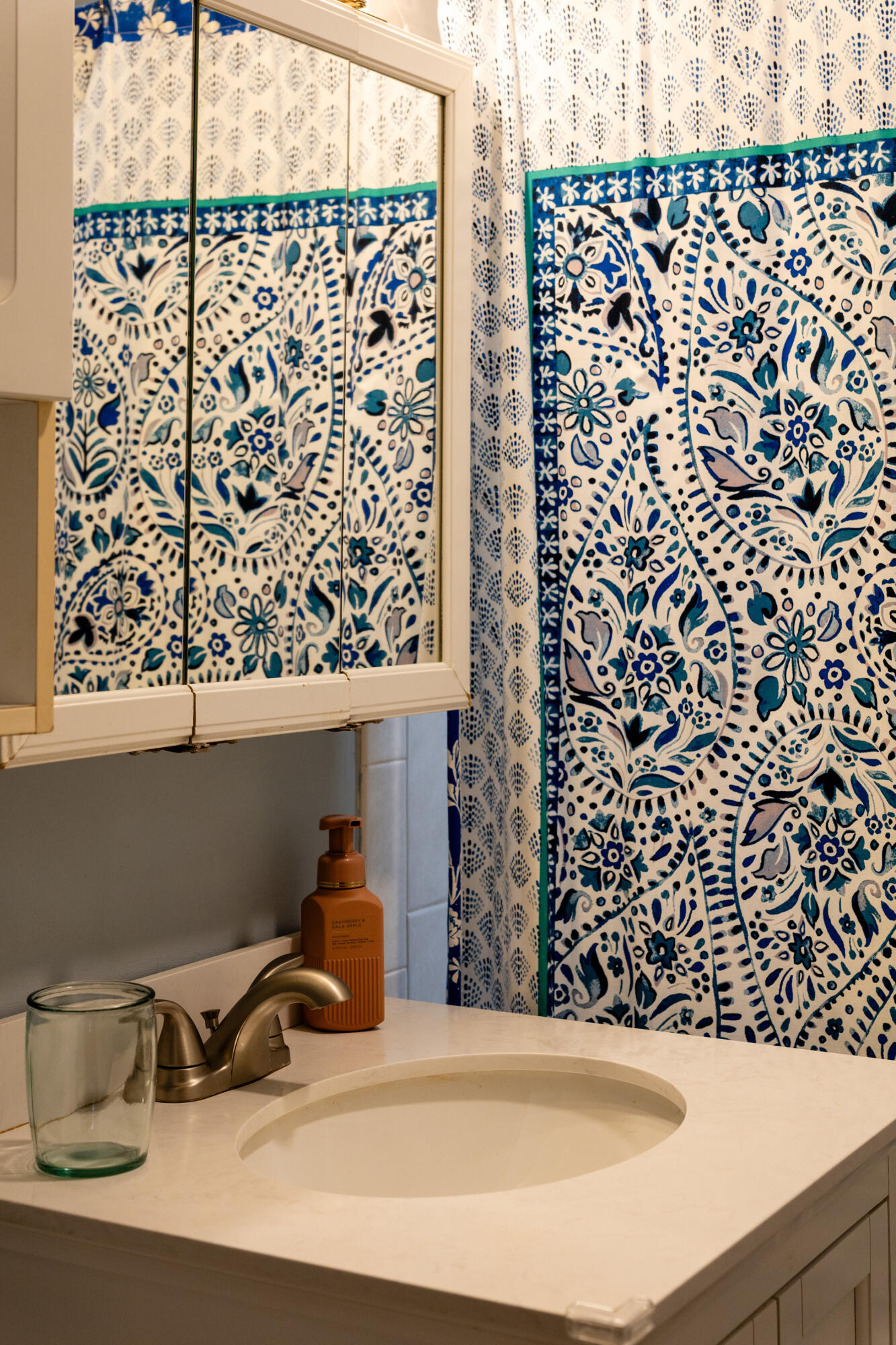 Racine, Wisconsin 53405, United States, 2 Bedrooms Bedrooms, ,1 BathroomBathrooms,Residential,Active,36964