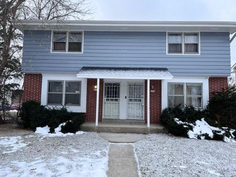 Photo of 6877 N 42nd St, Milwaukee, WI 53209 (MLS # 1827759)