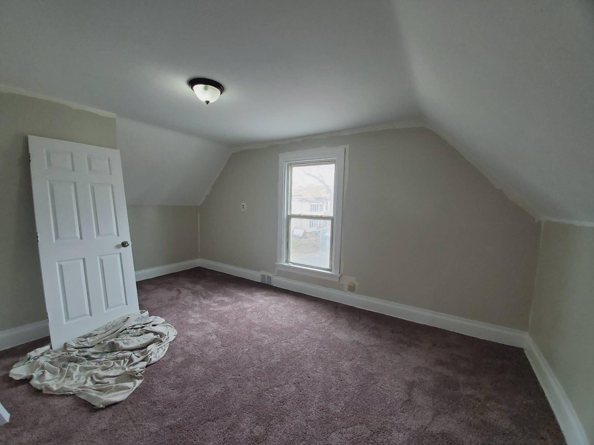 Racine, Wisconsin 53403, United States, 5 Bedrooms Bedrooms, ,1 BathroomBathrooms,Residential,Active,33229