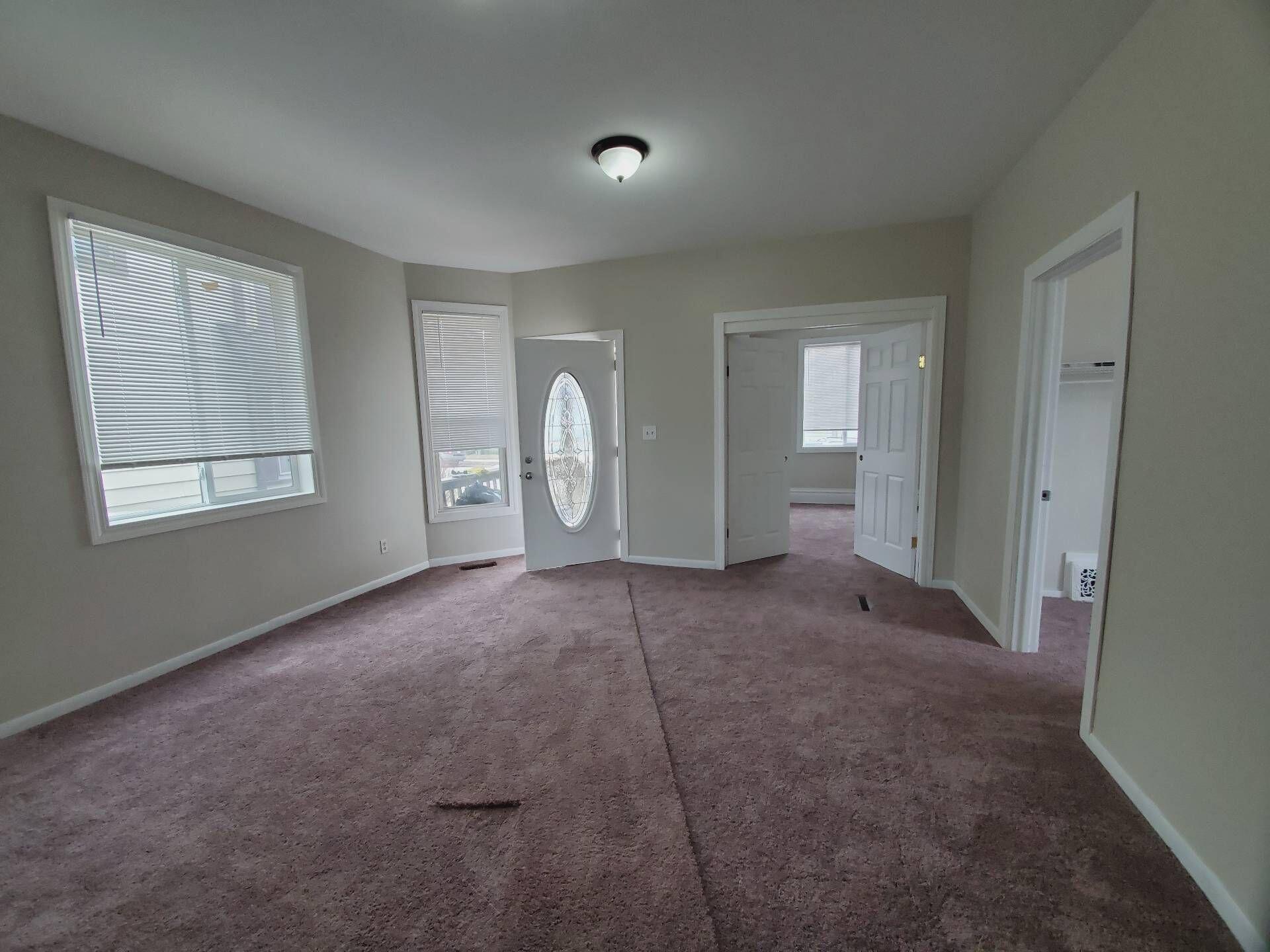 Racine, Wisconsin 53403, United States, 5 Bedrooms Bedrooms, ,1 BathroomBathrooms,Residential,Active,33229