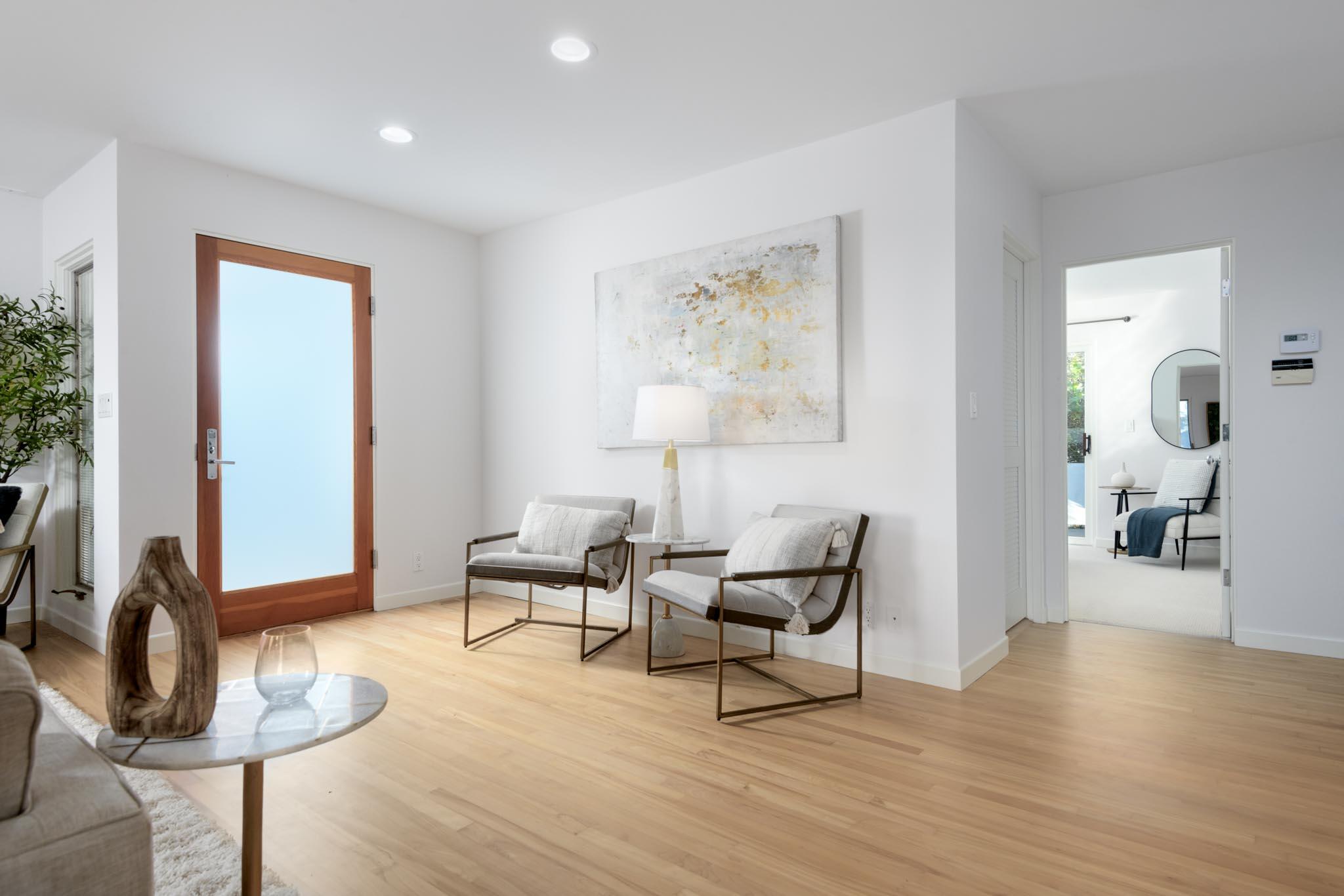 Santa Barbara, California 93109, United States, 2 Bedrooms Bedrooms, ,2 BathroomsBathrooms,Residential,Pending,21858