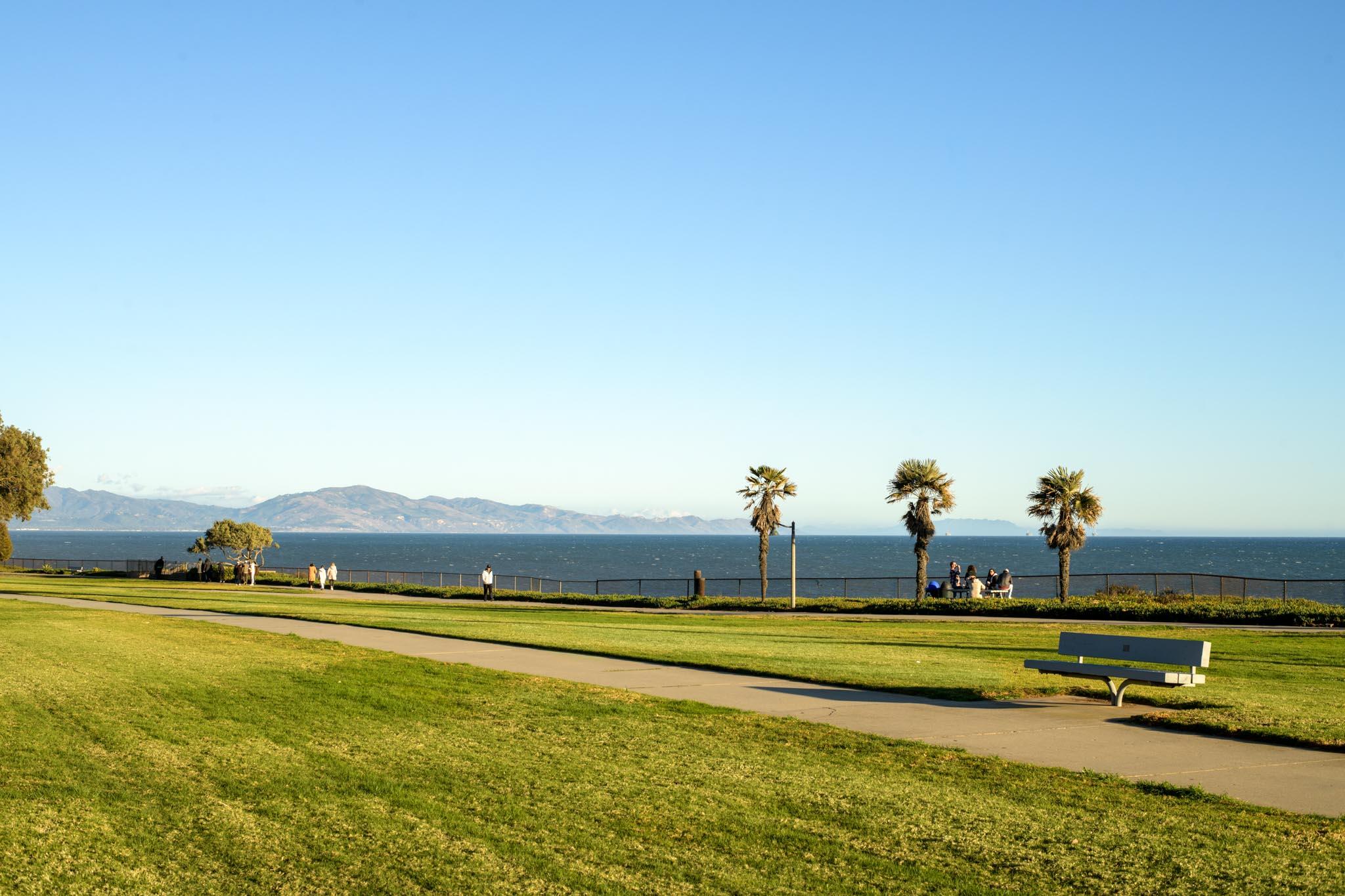 Santa Barbara, California 93109, United States, 2 Bedrooms Bedrooms, ,2 BathroomsBathrooms,Residential,Pending,21858