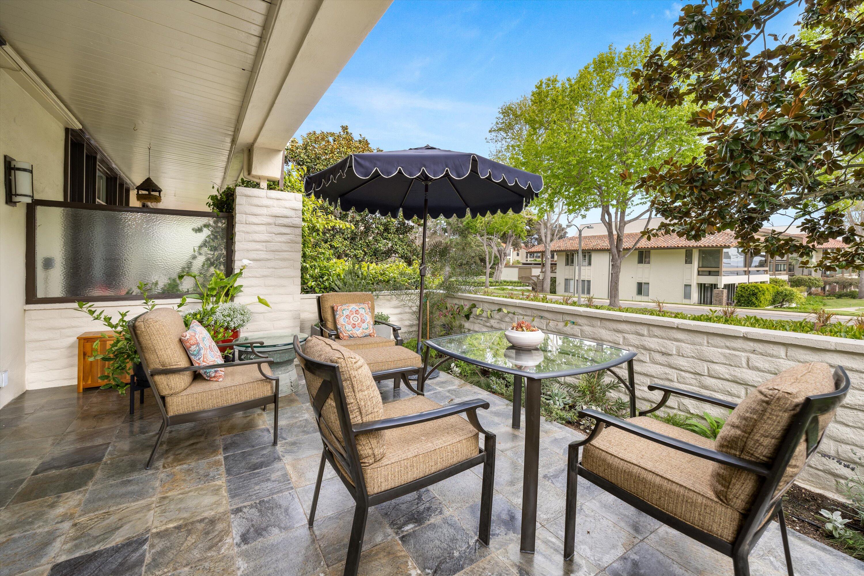 Santa Barbara, California 93108, United States, 1 Bedroom Bedrooms, ,1 BathroomBathrooms,Residential,Active,153533