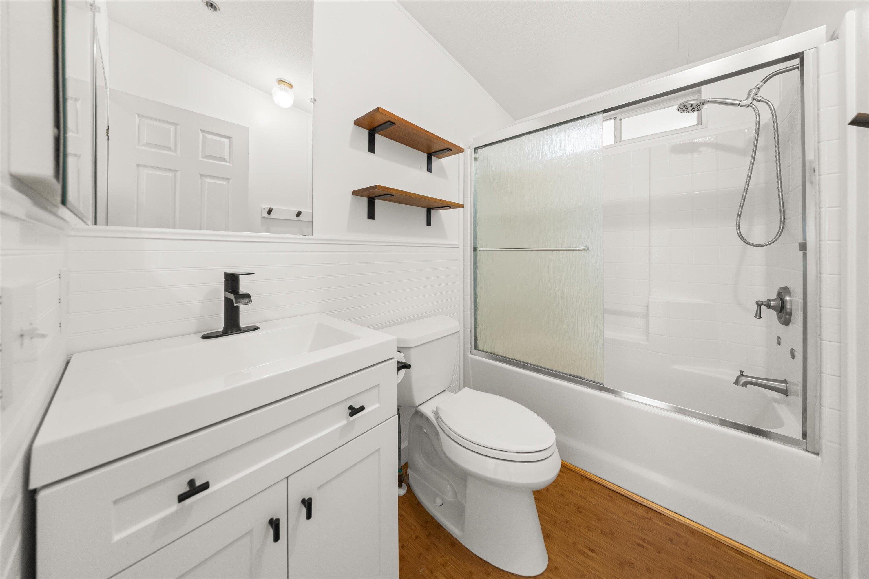 Carpinteria, California 93013, United States, 5 Bedrooms Bedrooms, ,5 BathroomsBathrooms,Residential,Active,147731