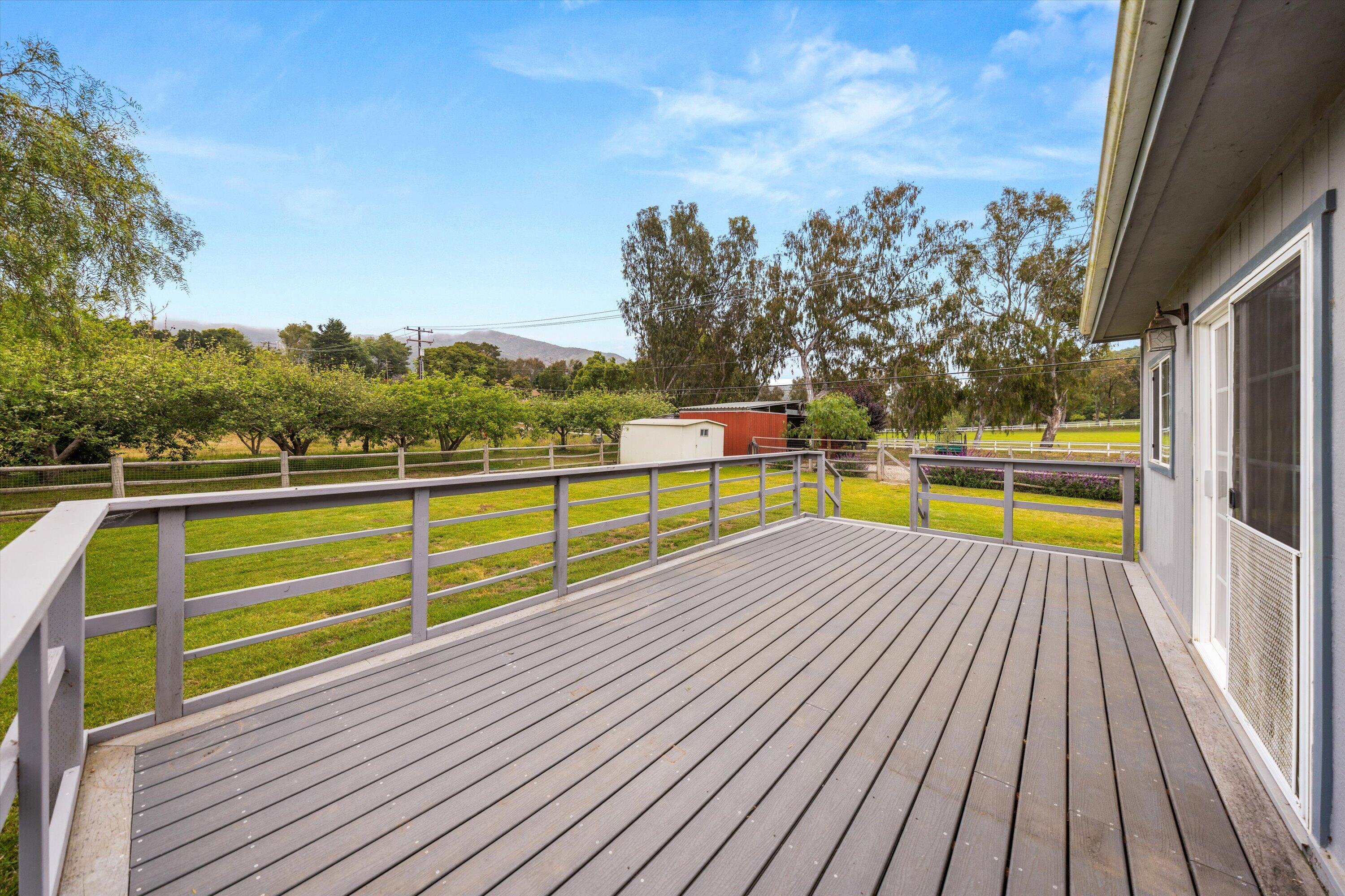 Carpinteria, California 93013, United States, 5 Bedrooms Bedrooms, ,5 BathroomsBathrooms,Residential,Active,147731