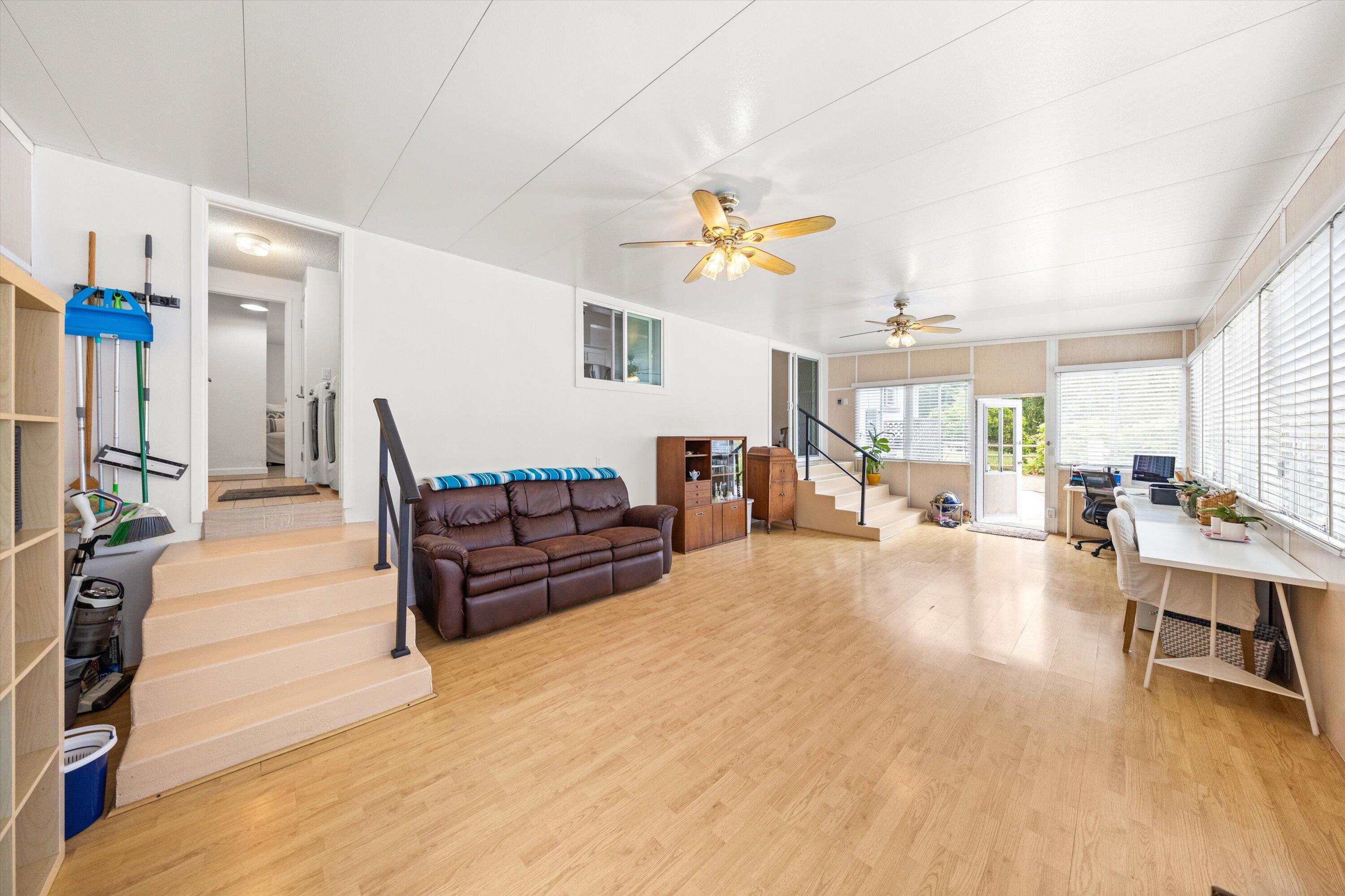 Carpinteria, California 93013, United States, 5 Bedrooms Bedrooms, ,5 BathroomsBathrooms,Residential,Active,147731