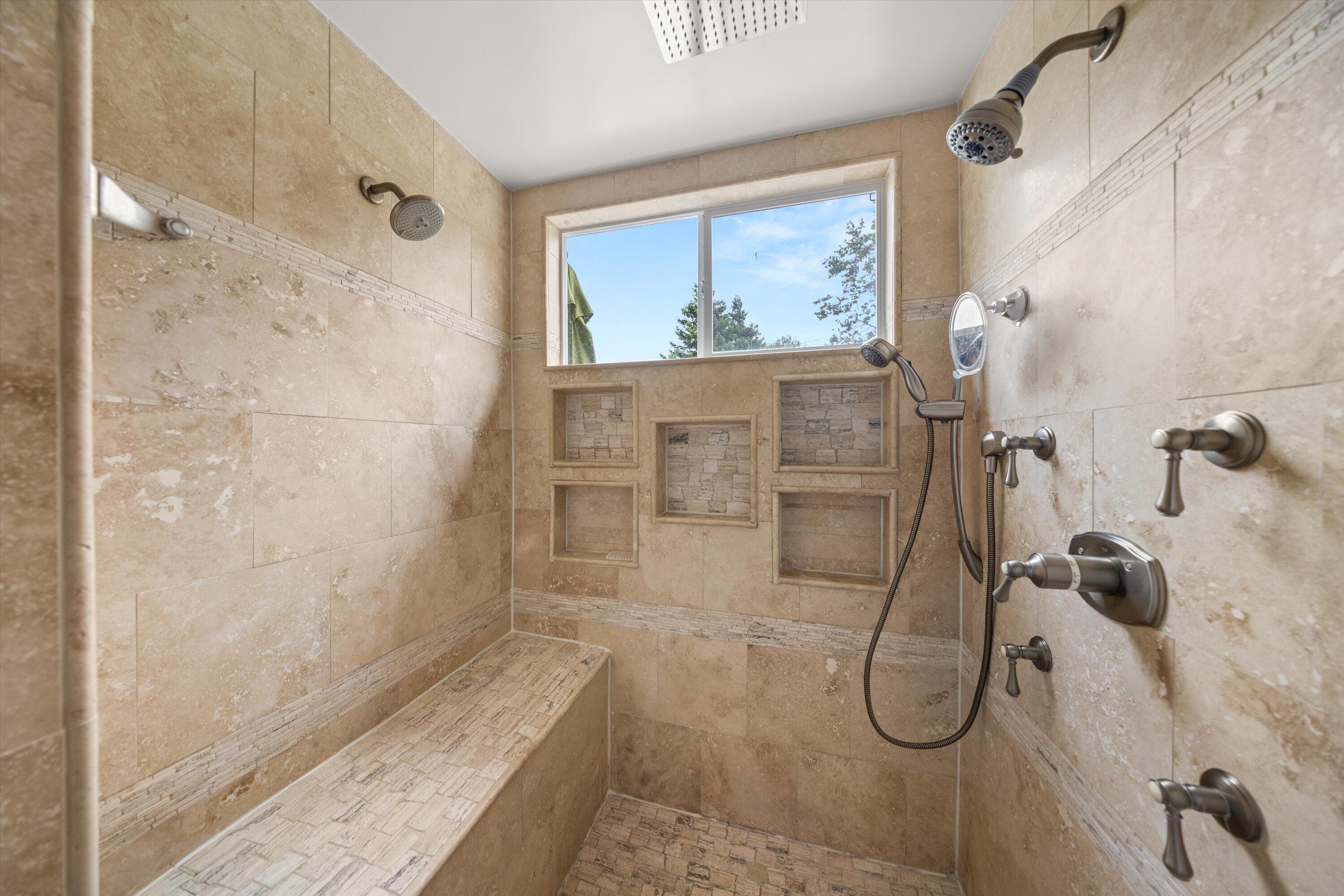 Carpinteria, California 93013, United States, 5 Bedrooms Bedrooms, ,5 BathroomsBathrooms,Residential,Active,147731