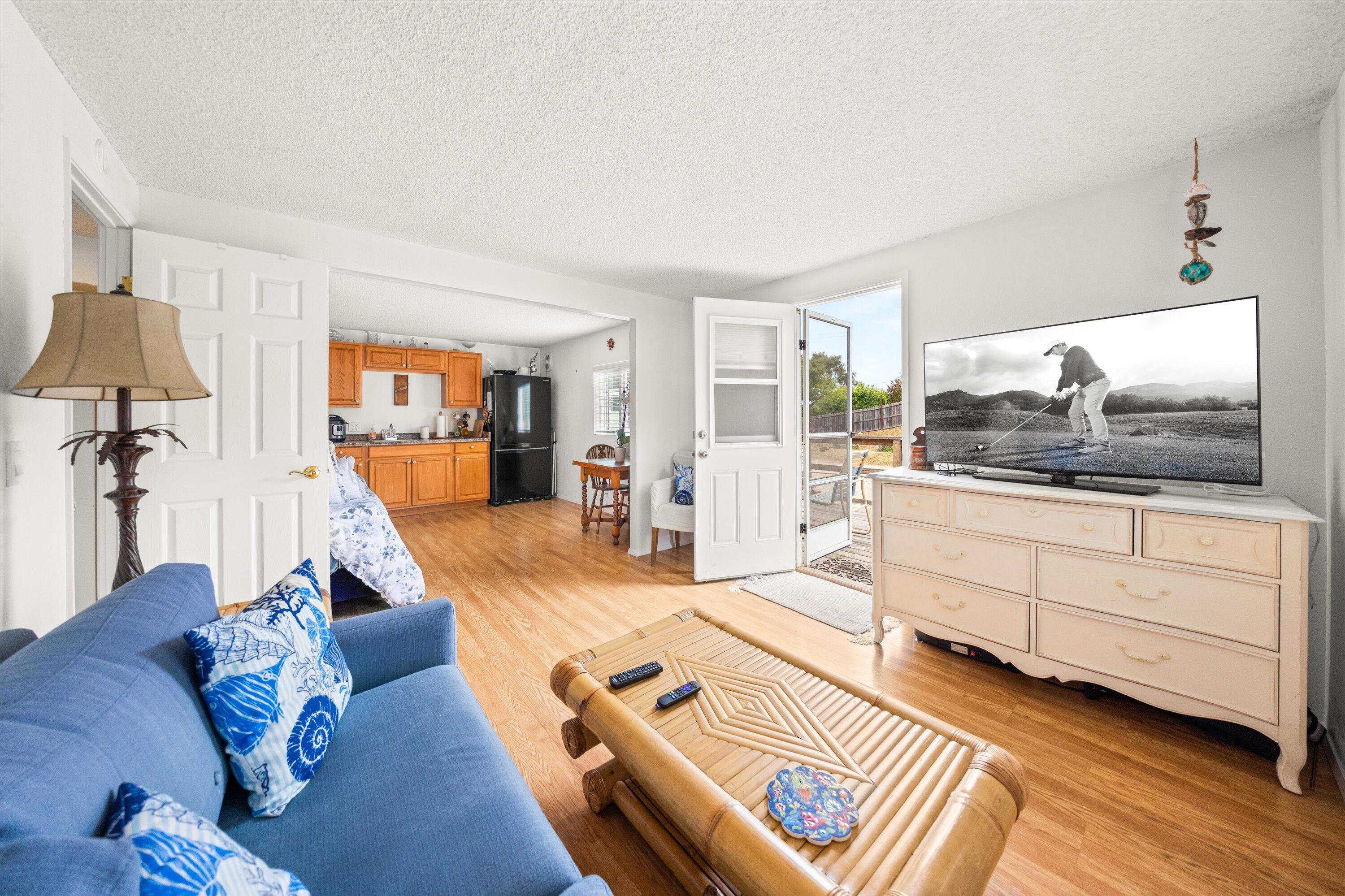 Carpinteria, California 93013, United States, 5 Bedrooms Bedrooms, ,5 BathroomsBathrooms,Residential,Active,147731