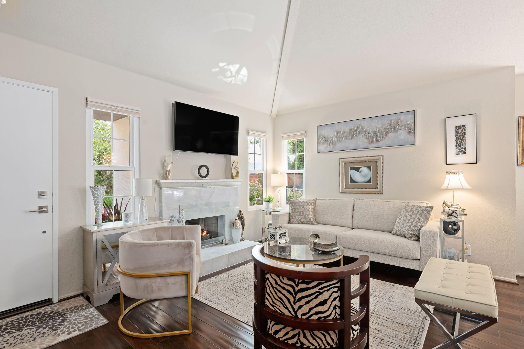 Santa Barbara, California 93105, United States, 3 Bedrooms Bedrooms, ,2 BathroomsBathrooms,Residential,Active,146195