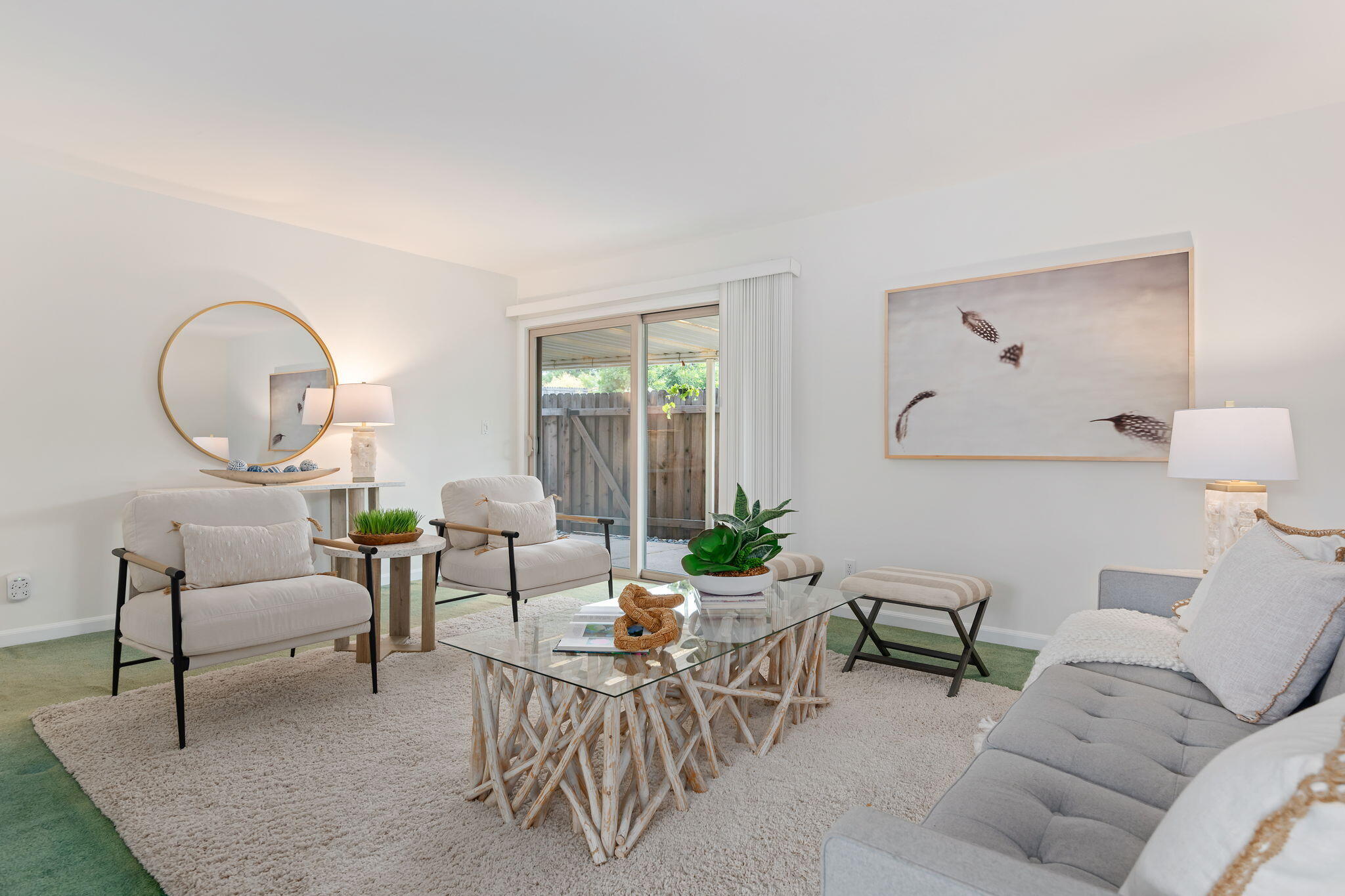 Santa Barbara, California 93111, United States, 2 Bedrooms Bedrooms, ,2 BathroomsBathrooms,Residential,Active,224218