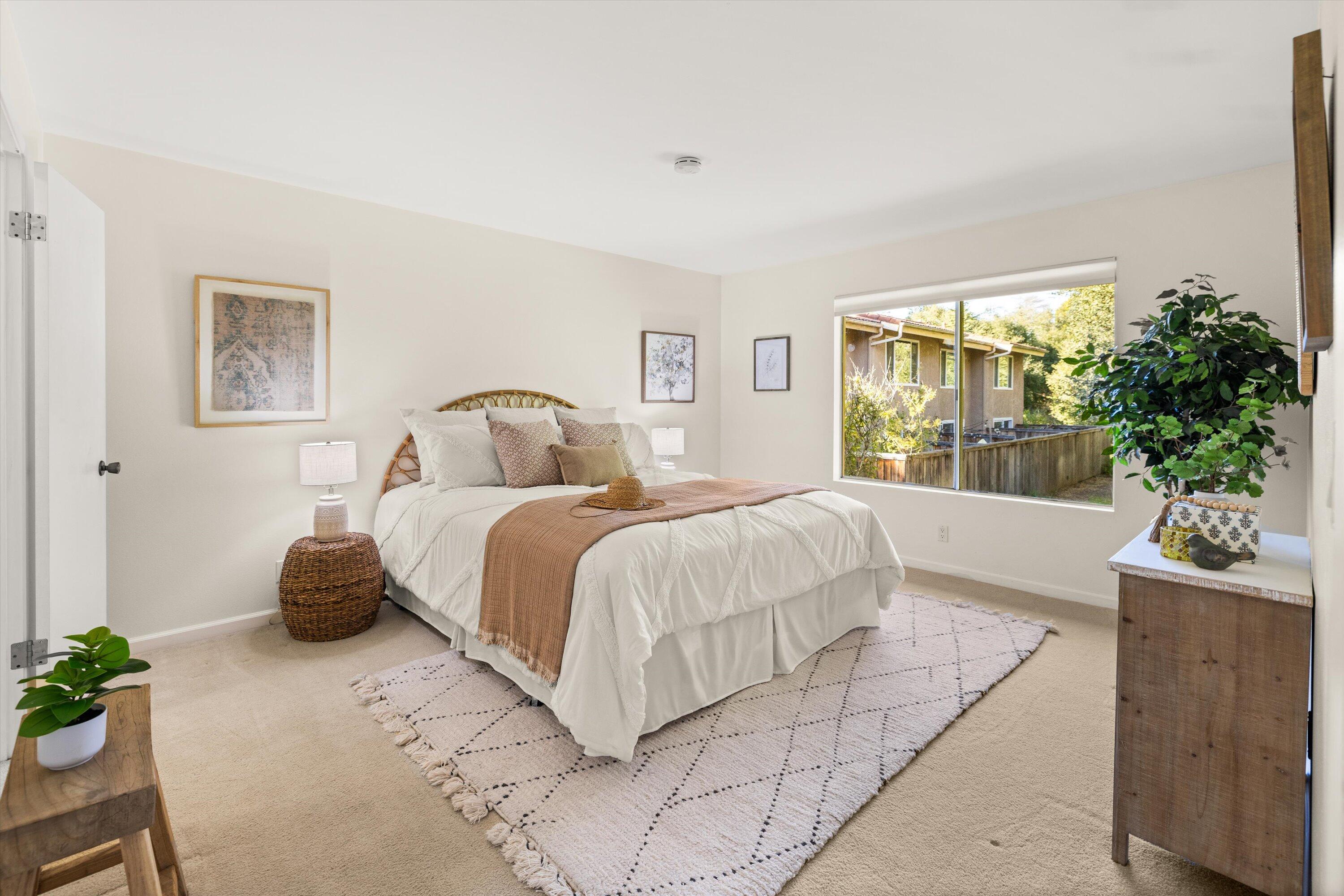 Santa Barbara, California 93117, United States, 2 Bedrooms Bedrooms, ,2 BathroomsBathrooms,Residential,Pending,2712