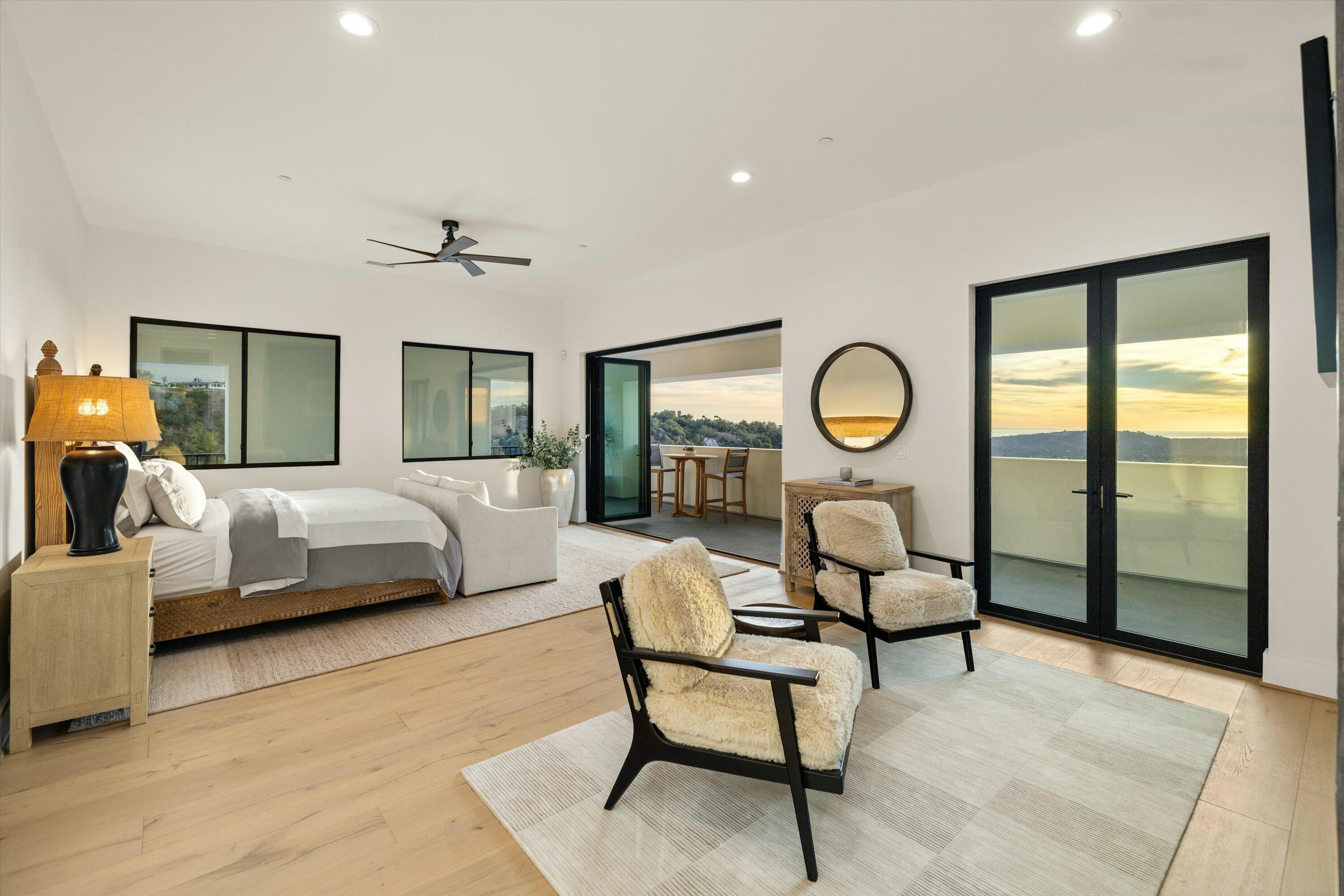 Santa Barbara, California 93105, United States, 4 Bedrooms Bedrooms, ,4 BathroomsBathrooms,Residential,Active,20624