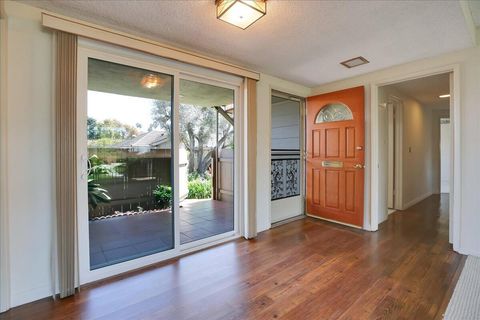 257 Moreton Bay Lane #3 GOLETA CA 93117