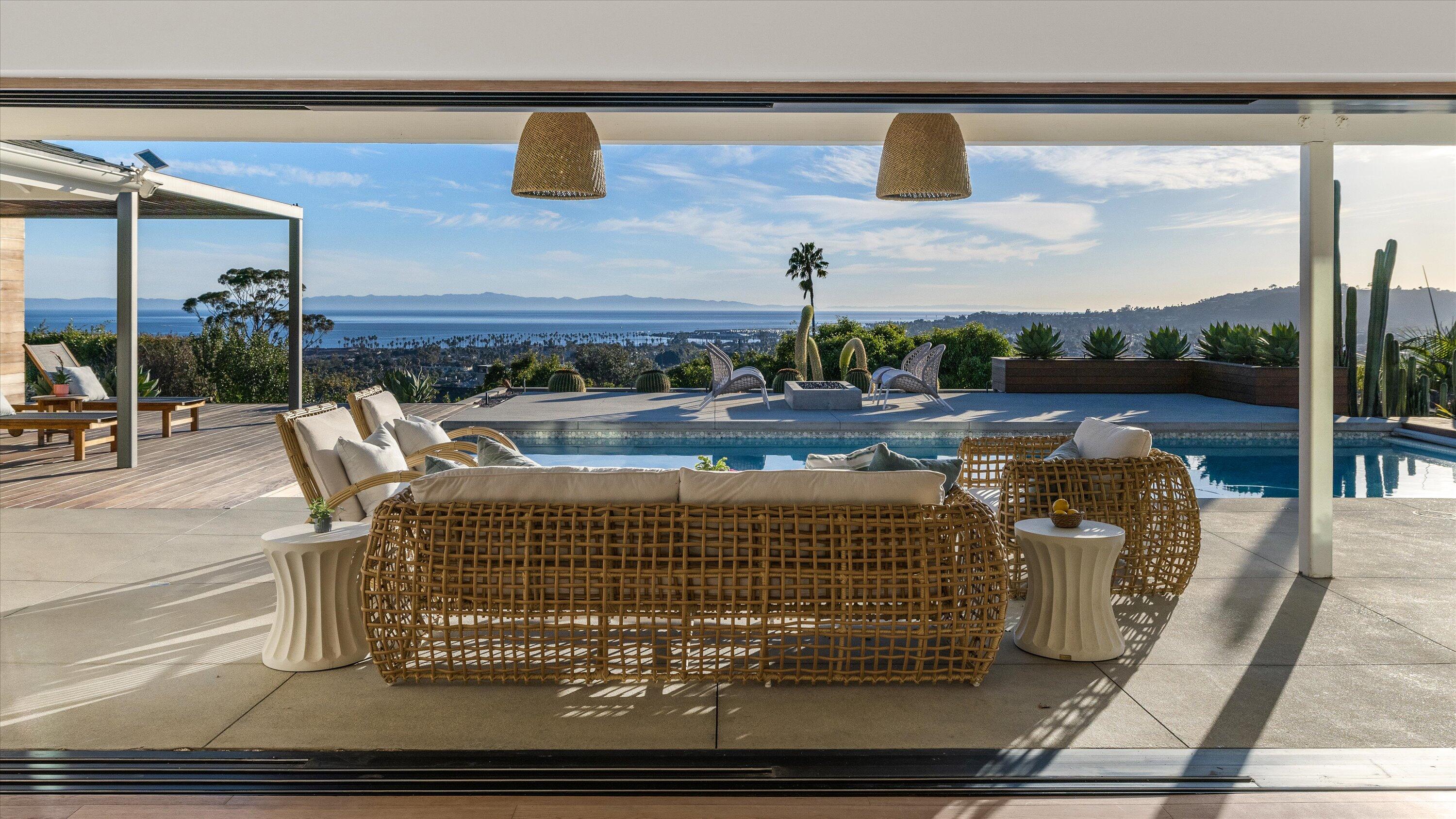 Santa Barbara, California 93103, United States, 3 Bedrooms Bedrooms, ,6 BathroomsBathrooms,Residential,Active,165894